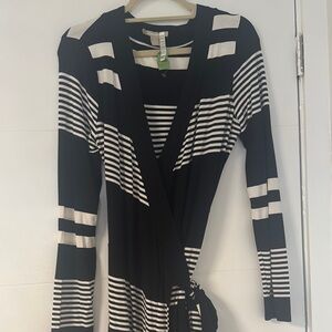 Banana Republic Black and White Long Sleeve Wrap Dress